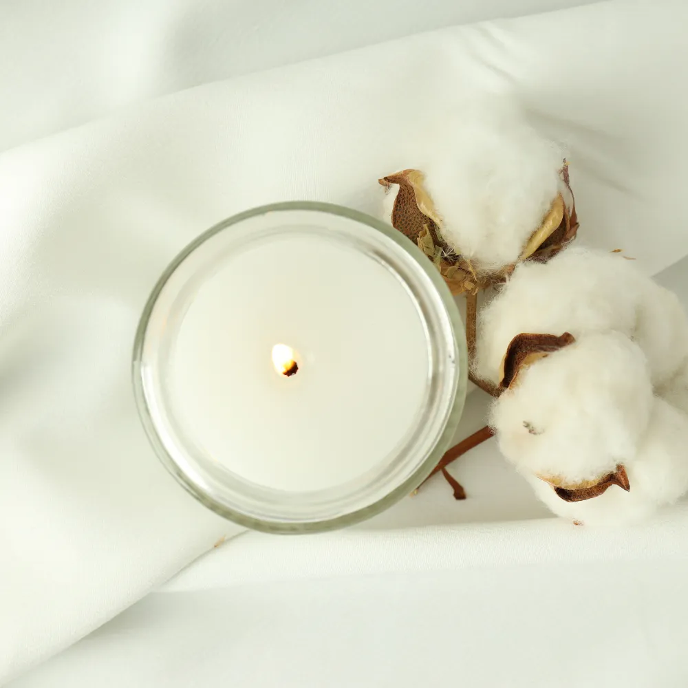 Détail cire naturelle et coton